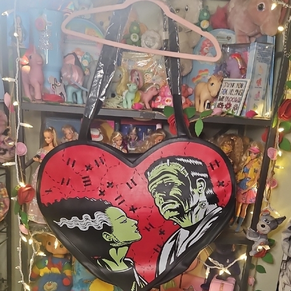 NWOT Dolls Kill X Universal Monsters Red and Black Frankenstein Tote - Picture 4 of 15